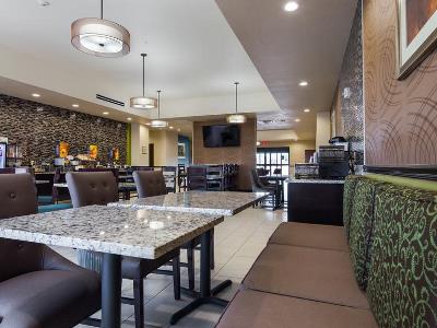 Best Western Plus/Executive Residency Elk City Hotel