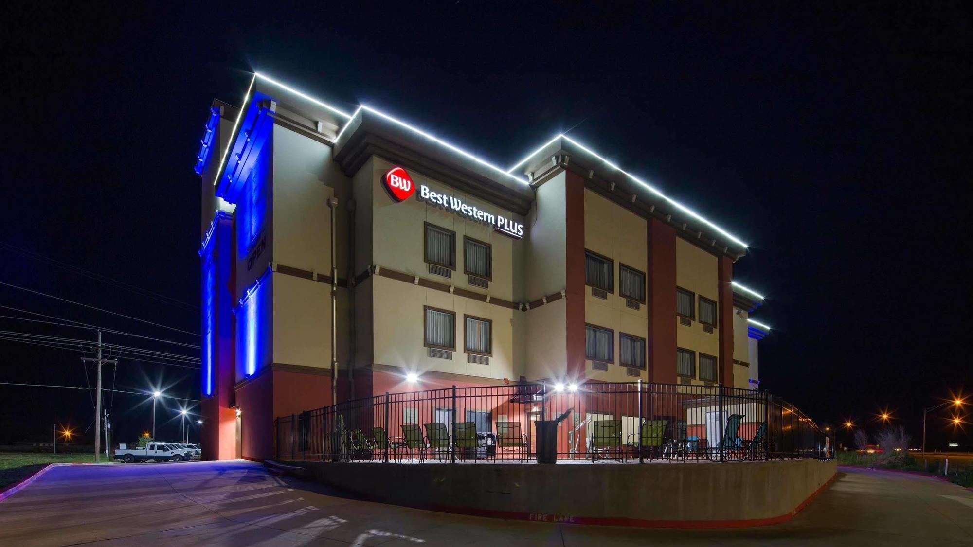 Best Western Plus/Executive Residency Elk City Hotel